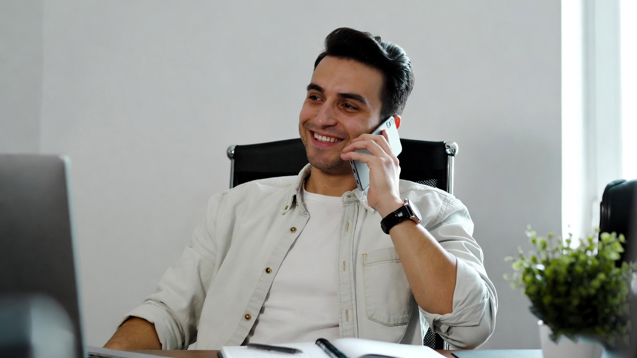 small business owner receiving customer call from website lead